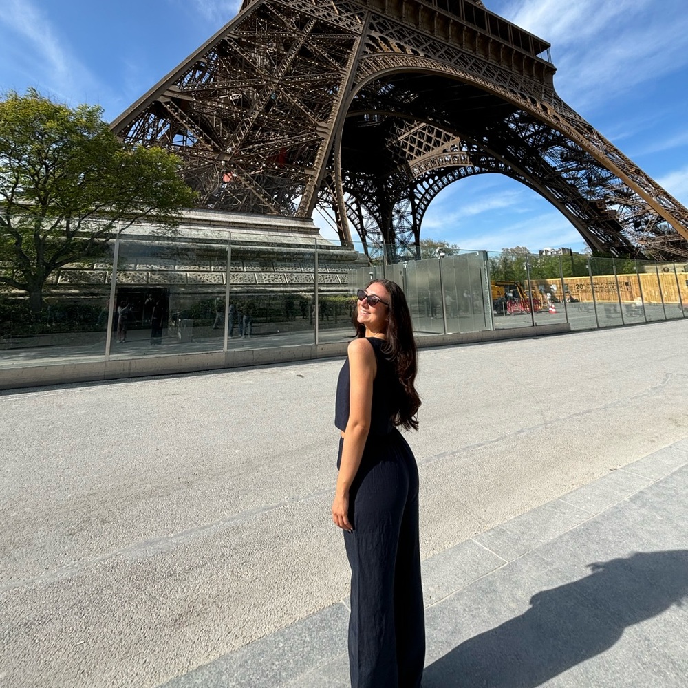 Meet your Posher, Laura